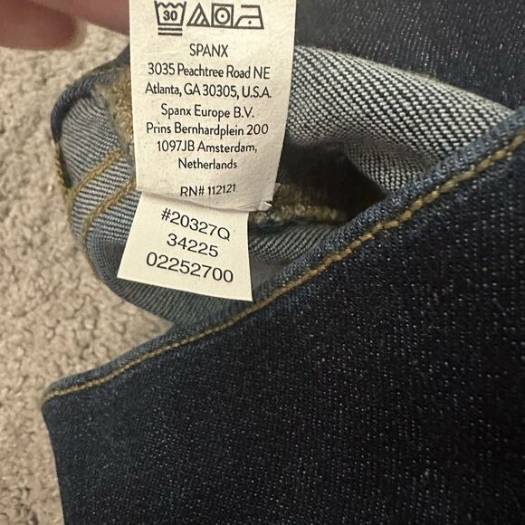 Spanx Flare Jeans XS Petite Midnight Shade Dark Wash Pull On Shaping High Rise - Picture 8 of 12